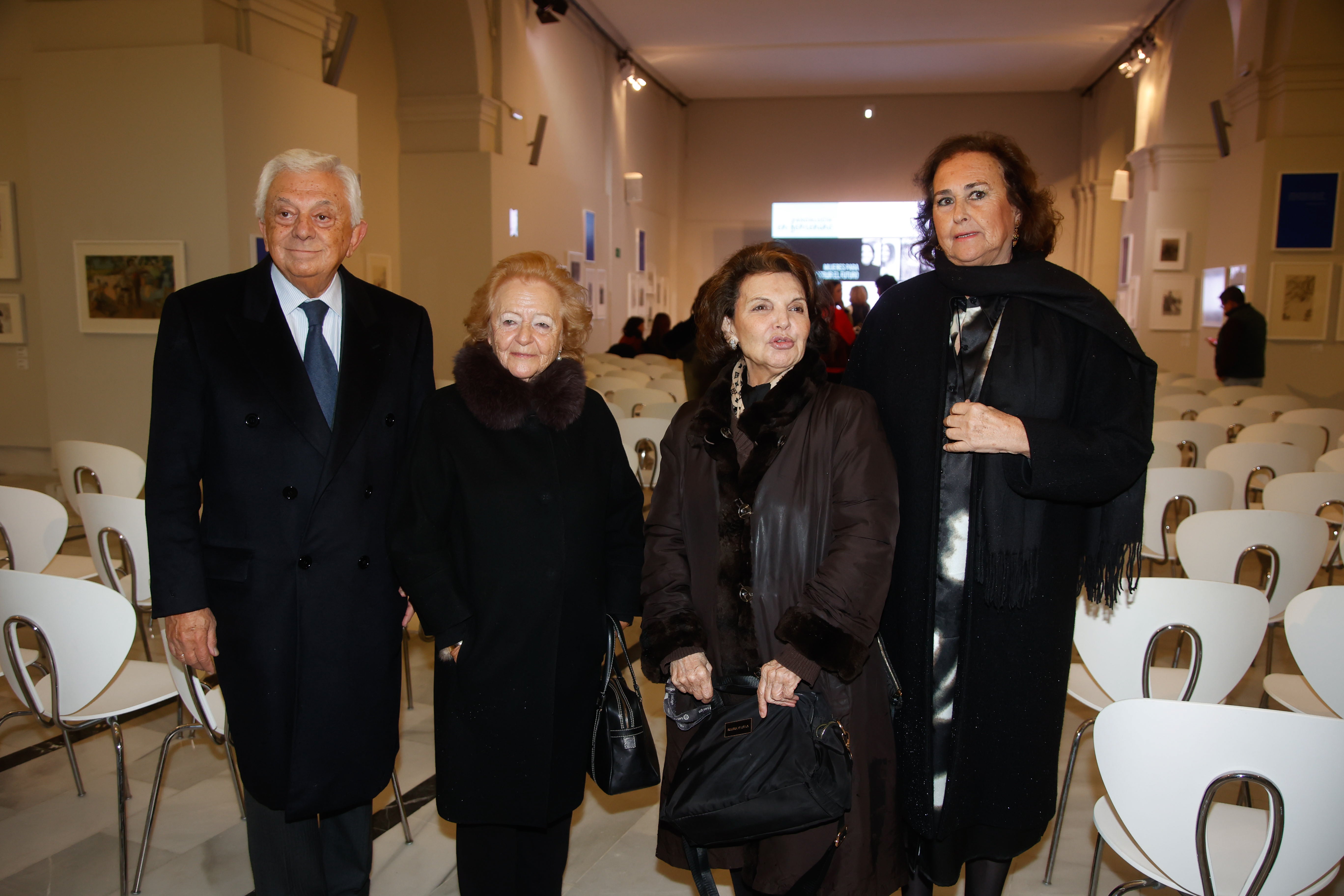 Francisco Herrero, Carmen Maldonado, Isabel Herce y Carmen Tello
