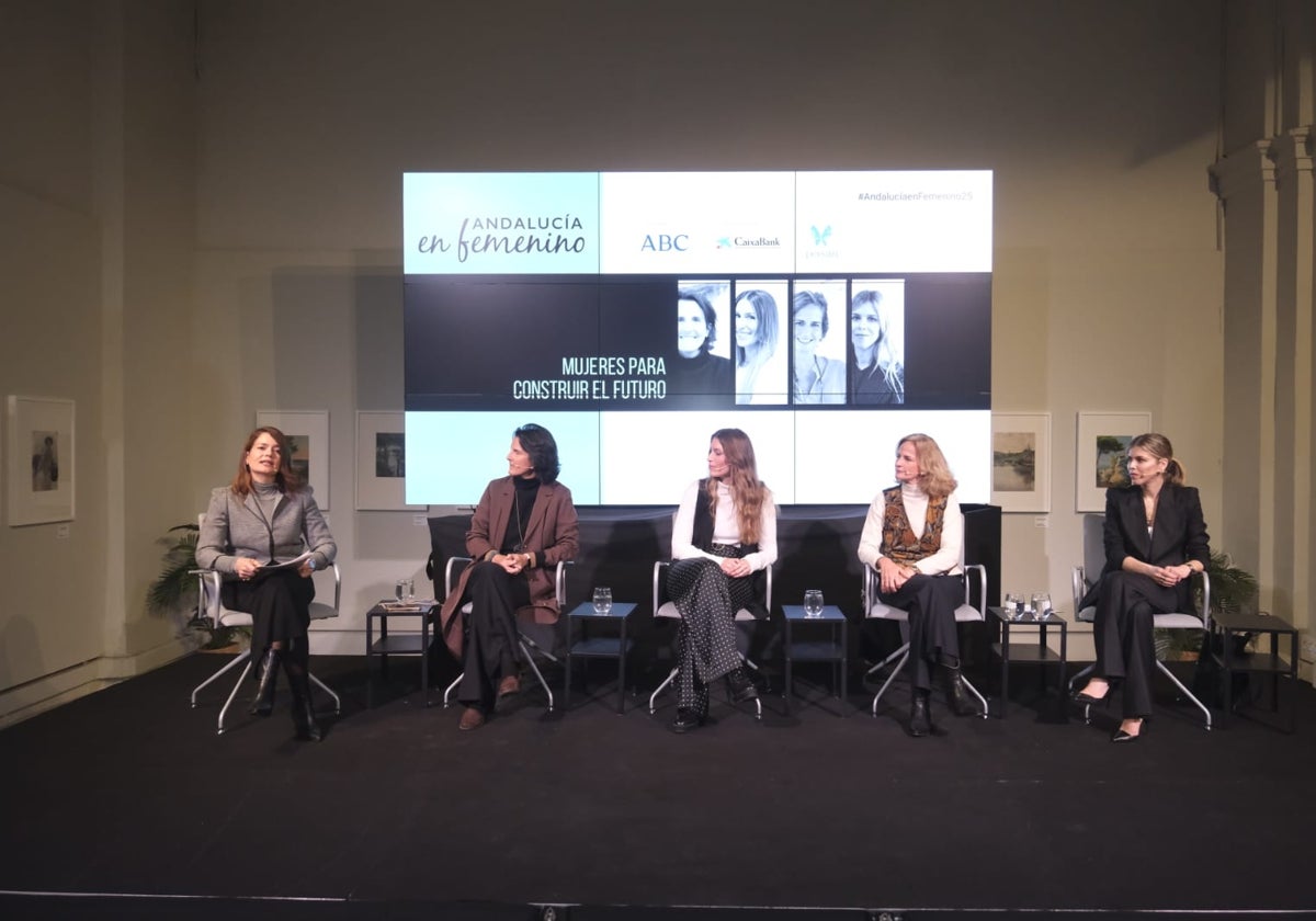 Isabel Aguilar, Marta Baturone, Cristina Izu, Blanca Parejo y Manuela Villena