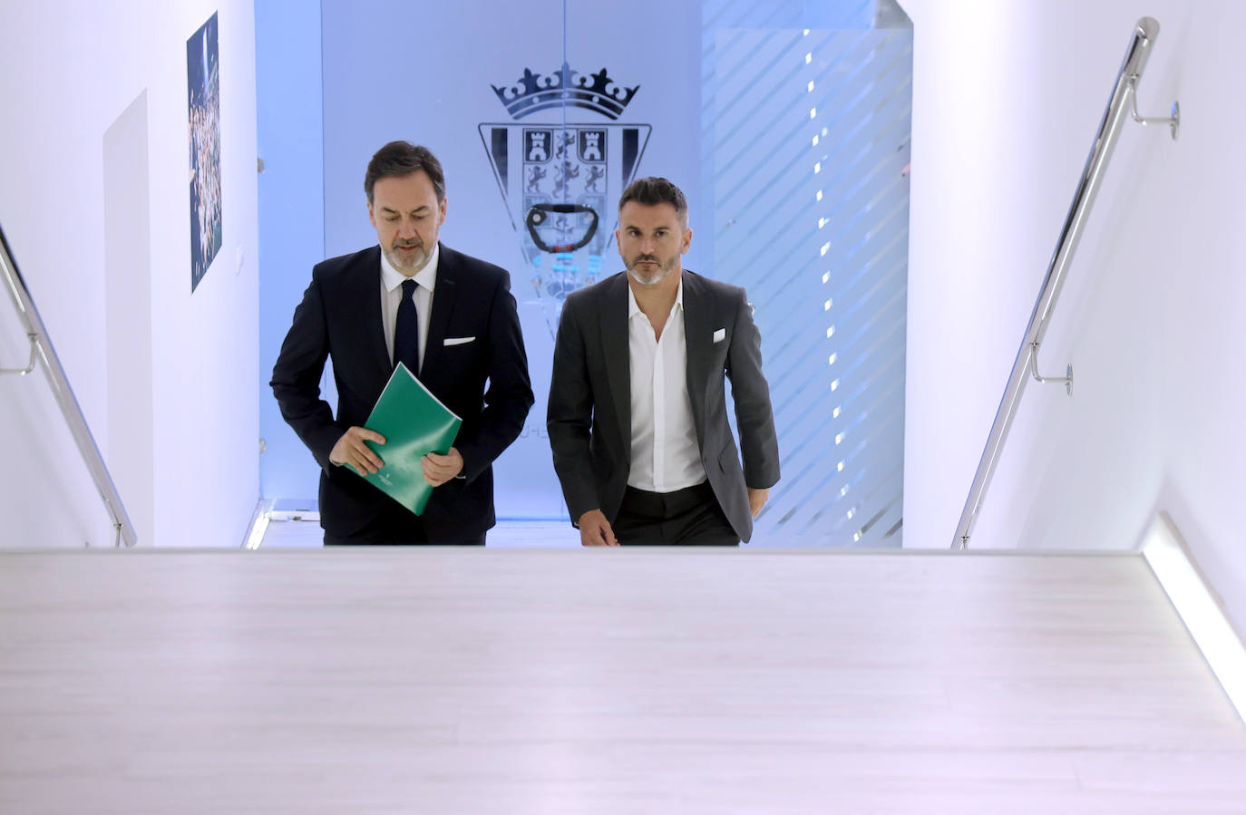 El acuerdo de renovación de Iván Ania con el Córdoba CF, en imágenes