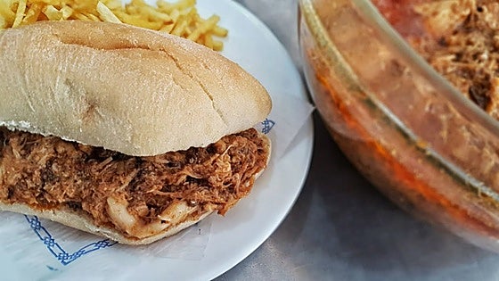 Las claves de la 'clostridium prefingens', la bacteria de la intoxicación por montaditos de pringá en Córdoba