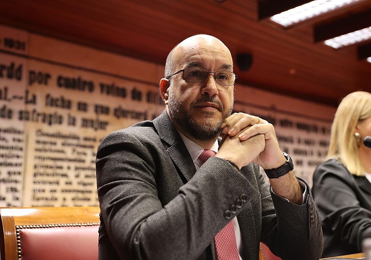 Carlos Moreno, en el Senado