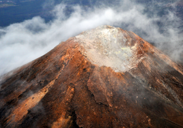 Aumento de gases y «ligera» deformación del terreno en Tenerife reúne a expertos en volcanes