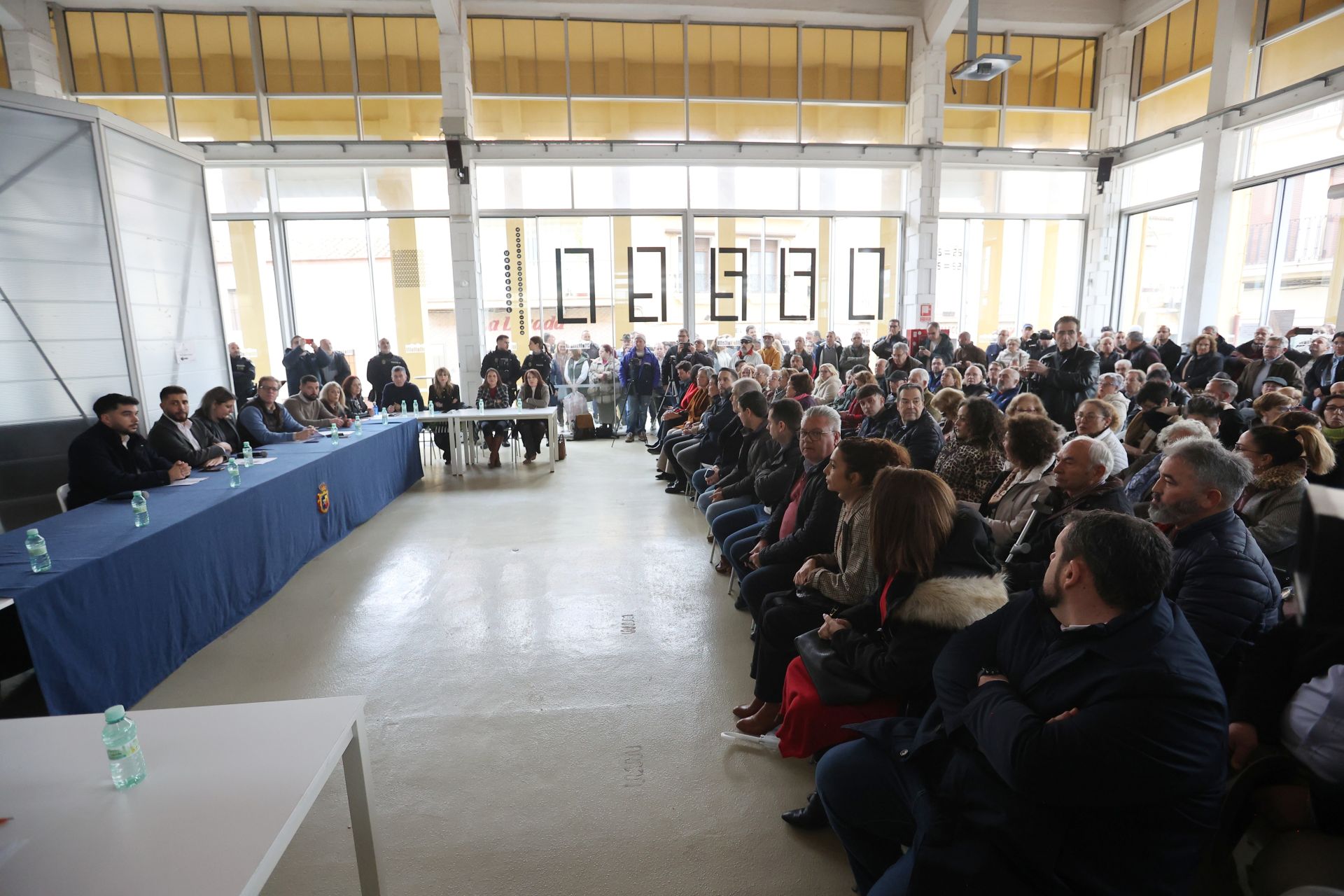 En imágenes, la moción de censura en Peñarroya-Pueblonuevo