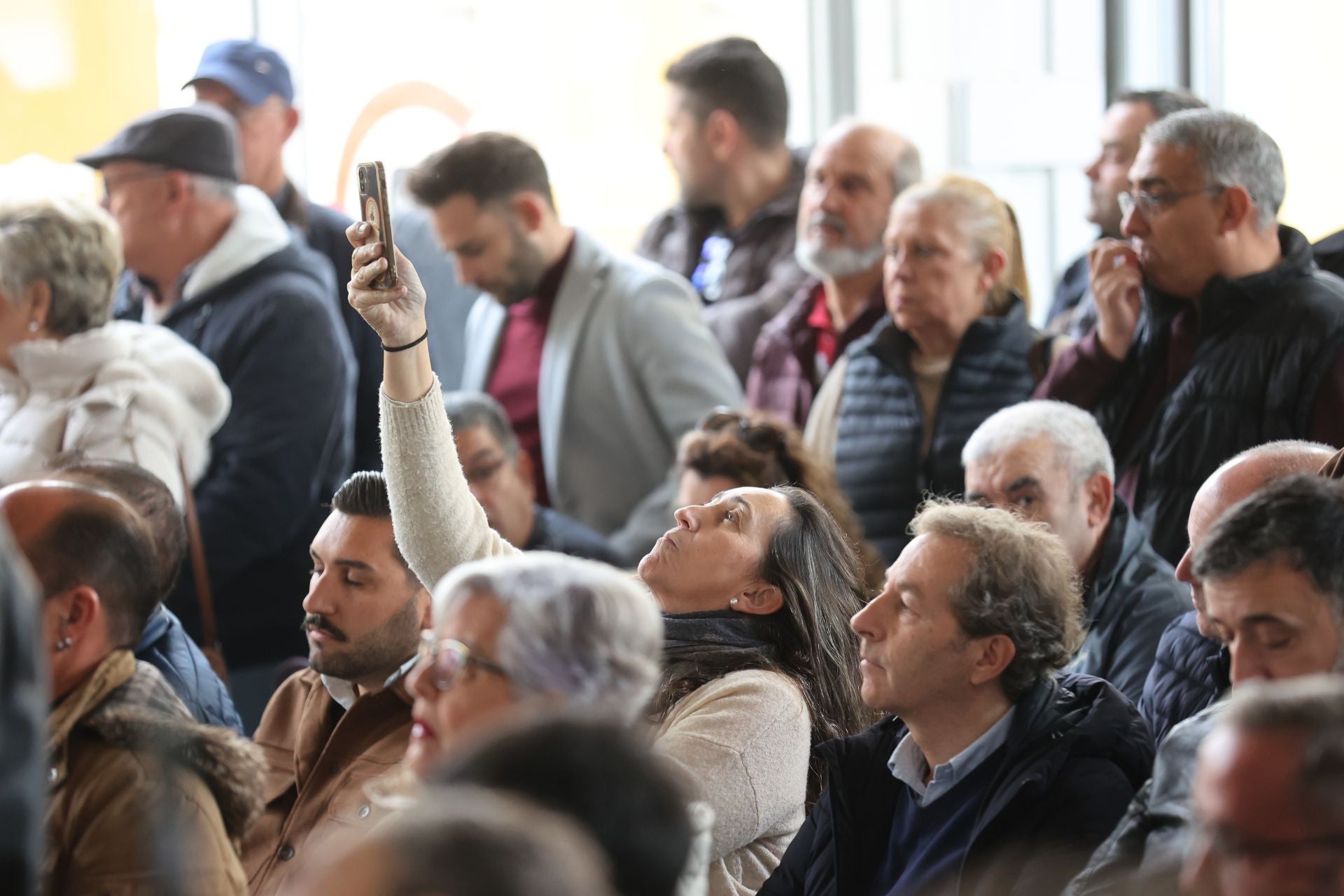 En imágenes, la moción de censura en Peñarroya-Pueblonuevo