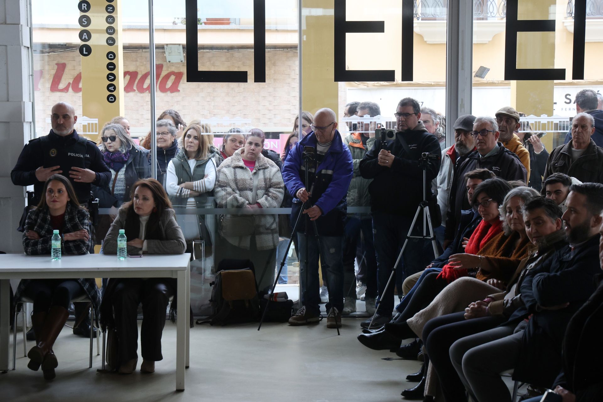 En imágenes, la moción de censura en Peñarroya-Pueblonuevo