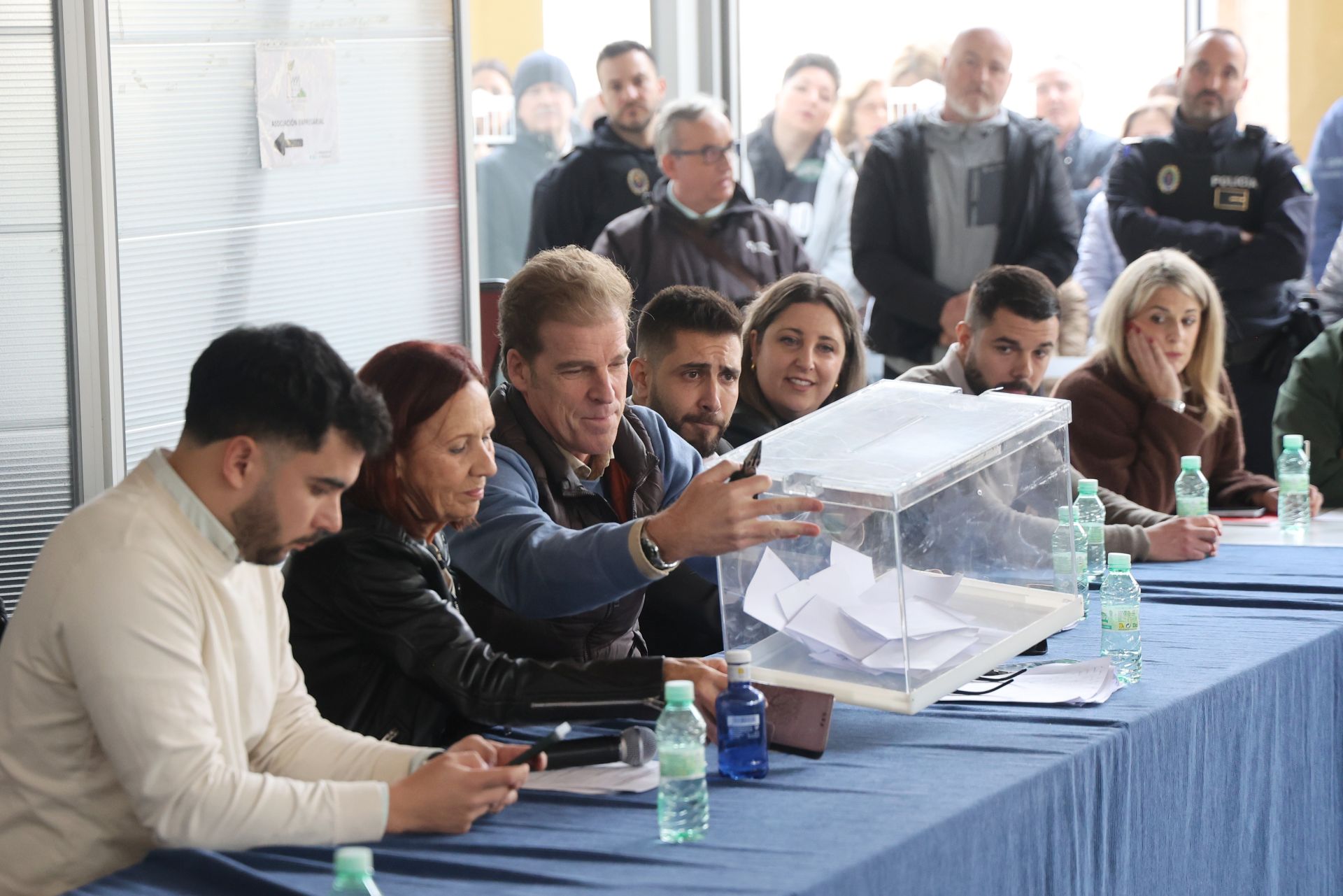 En imágenes, la moción de censura en Peñarroya-Pueblonuevo