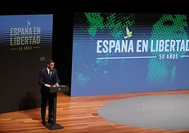 Solo el 14% de los españoles está a favor de los actos de Sánchez por la muerte de Franco