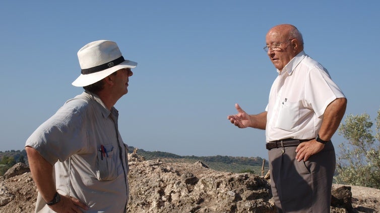 Muere a los 94 años Julián García García, el impulsor de las excavaciones de la villa del Mitra en Cabra