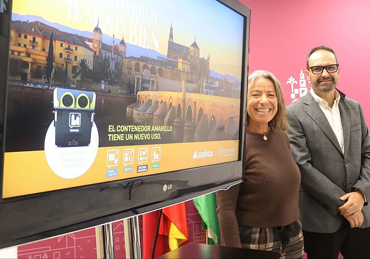 La presidenta de Sadeco, este lunes en la presentación de la nueva campaña de concienciación