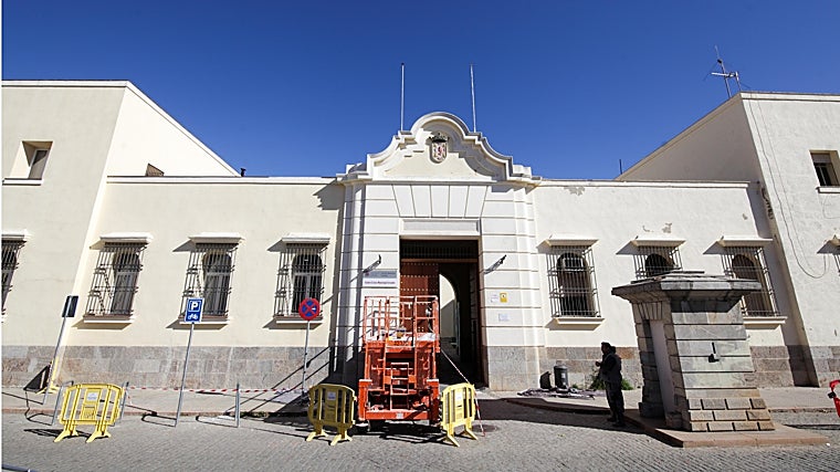 El centro cívico de Fátima, única equipamiento listo de la antigua cárcel