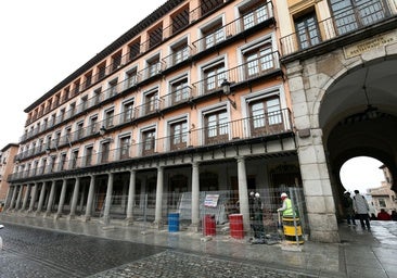 Andamios colgantes, una solución para desbloquear las obras de la Delegación del Gobierno