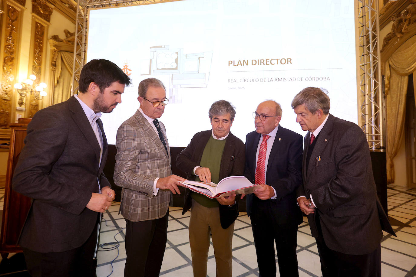 La presentación del Plan Director del Círculo de la Amistad en Córdoba, en imágenes