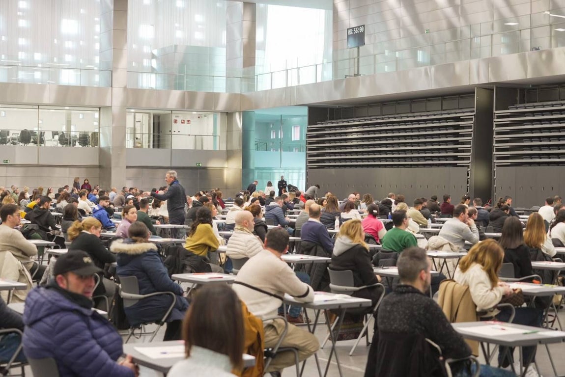 Las pruebas de acceso a la Base Logística del Ejército, en imágenes