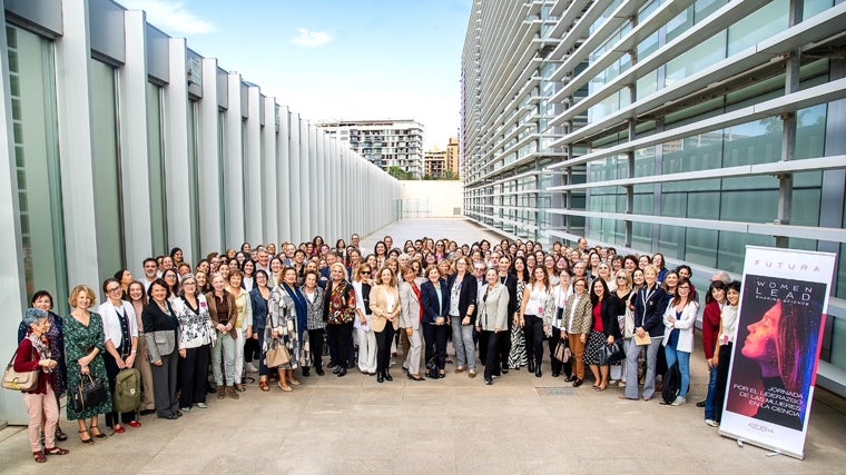Más de 400 inscritos en la segunda jornada por el liderazgo de las mujeres en la ciencia con el lema 'Women lead. Shaking science'