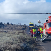 Rescatado en estado grave un turista alemán al que arrastró el mar en El Hierro