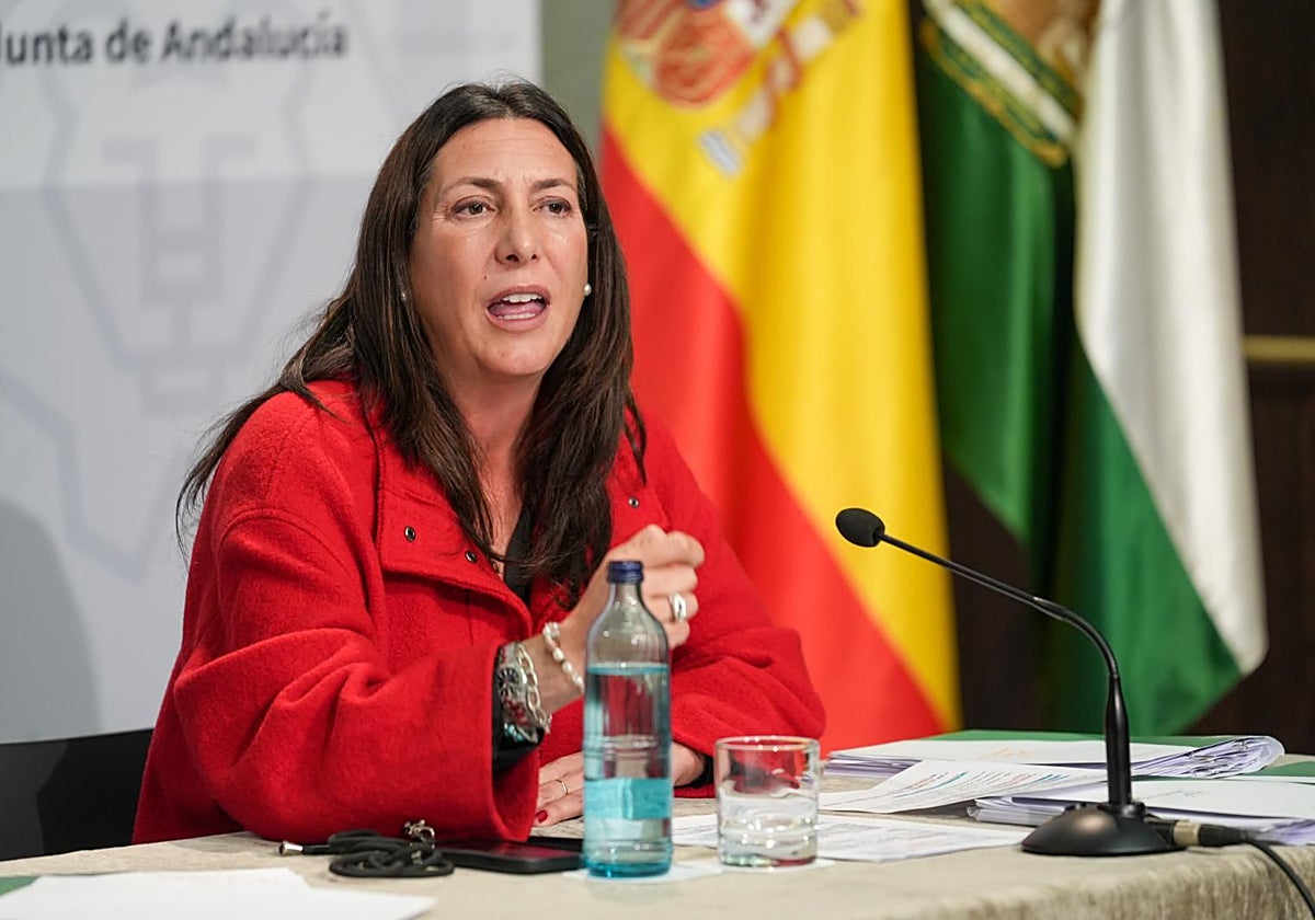 La consejera Loles López, tras el Consejo de Gobierno