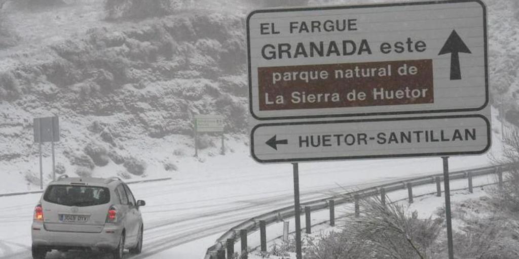 La DGT advierte: estas son las carreteras de Granada afectadas por la nieve