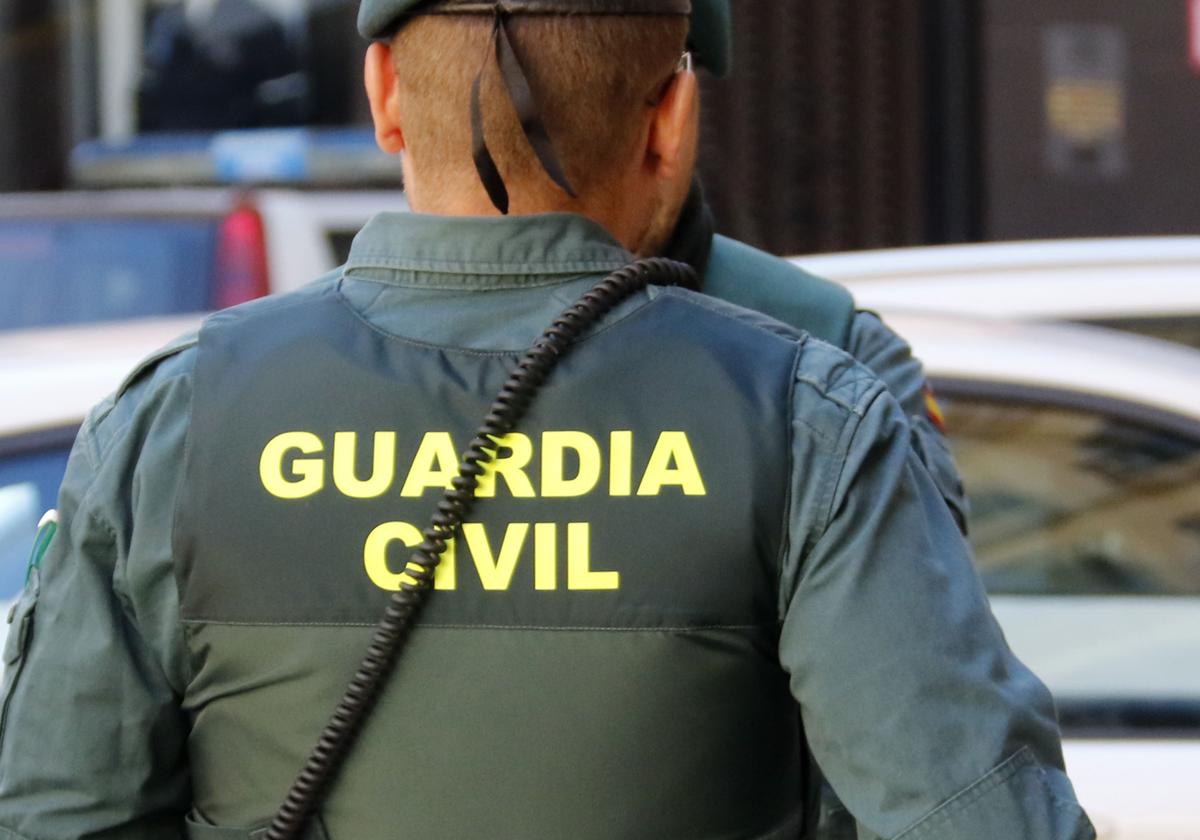 Agentes de la Guardia Civil
