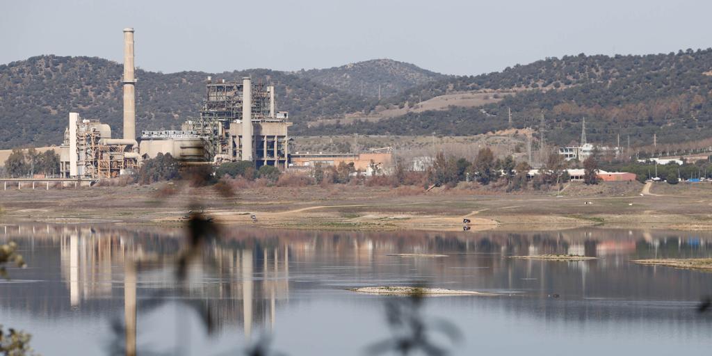 Once entidades optan al concurso para otorgar derechos en la red eléctrica por el cierre de Puente Nuevo