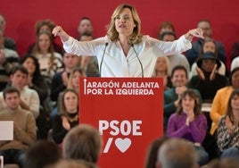 Alegría debuta como líder del PSOE-Aragón y define la oposición de Vox como un «todo por la pasta»; la del PP como un «pollo sin cabeza»