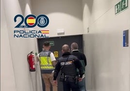 Capturan a un fugitivo condenado a 30 años de prisión en Turquía en el control de pasaportes del aeropuerto de Alicante