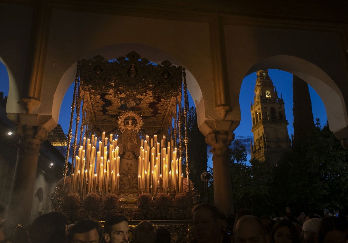 María Santísima de la Candelaria, en su procesión extraordinaria