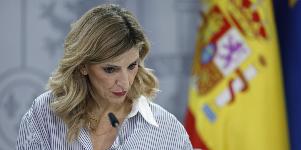 Sumar anuncia una proposición de ley para revertir la tributación del salario mínimo aprobada por Hacienda