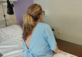 Mamá por sorpresa a los 44 años: va al médico por dolores y descubre que está de parto