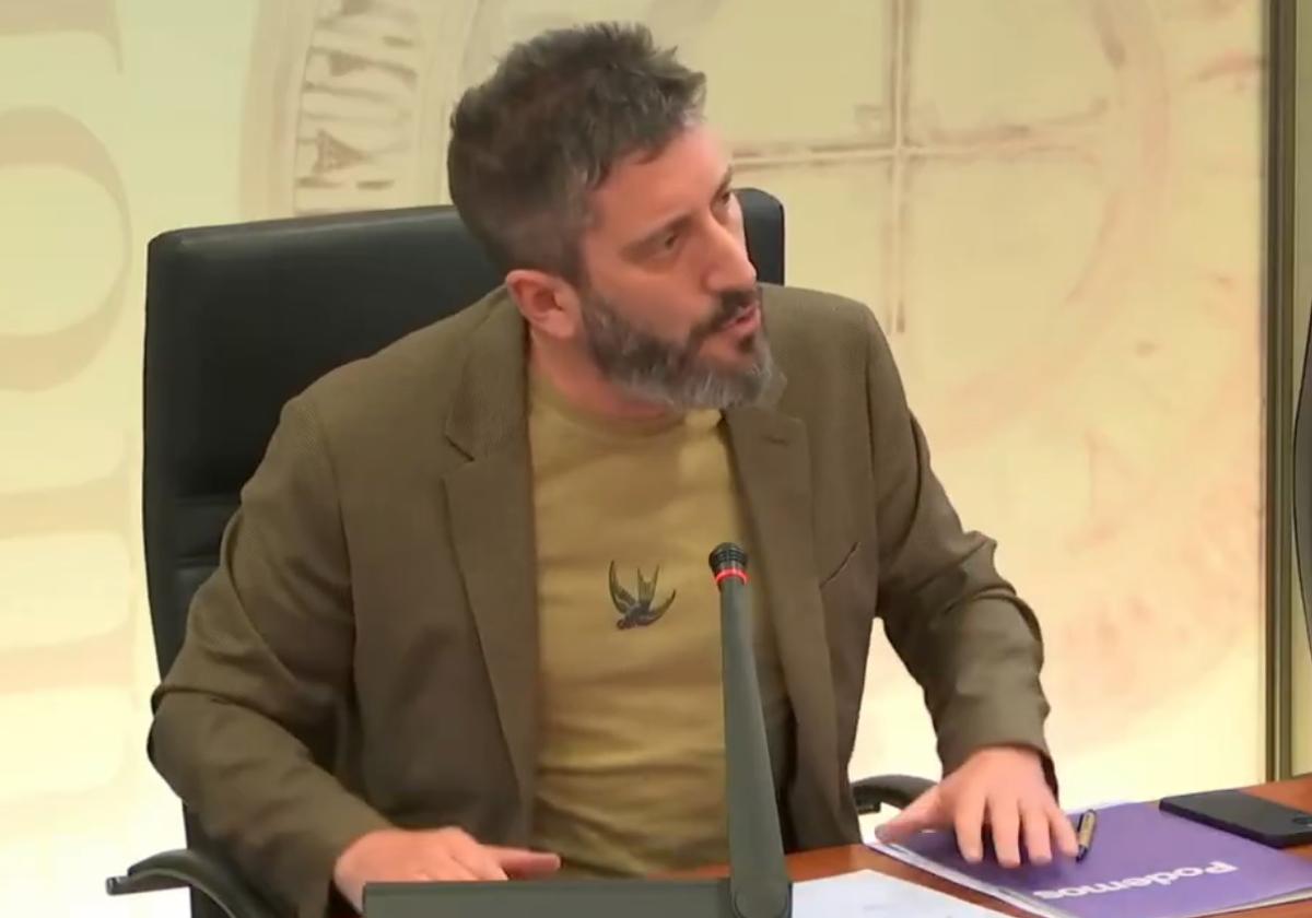 El diputado de Podemos en la Asamblea de Murcia Víctor Egío