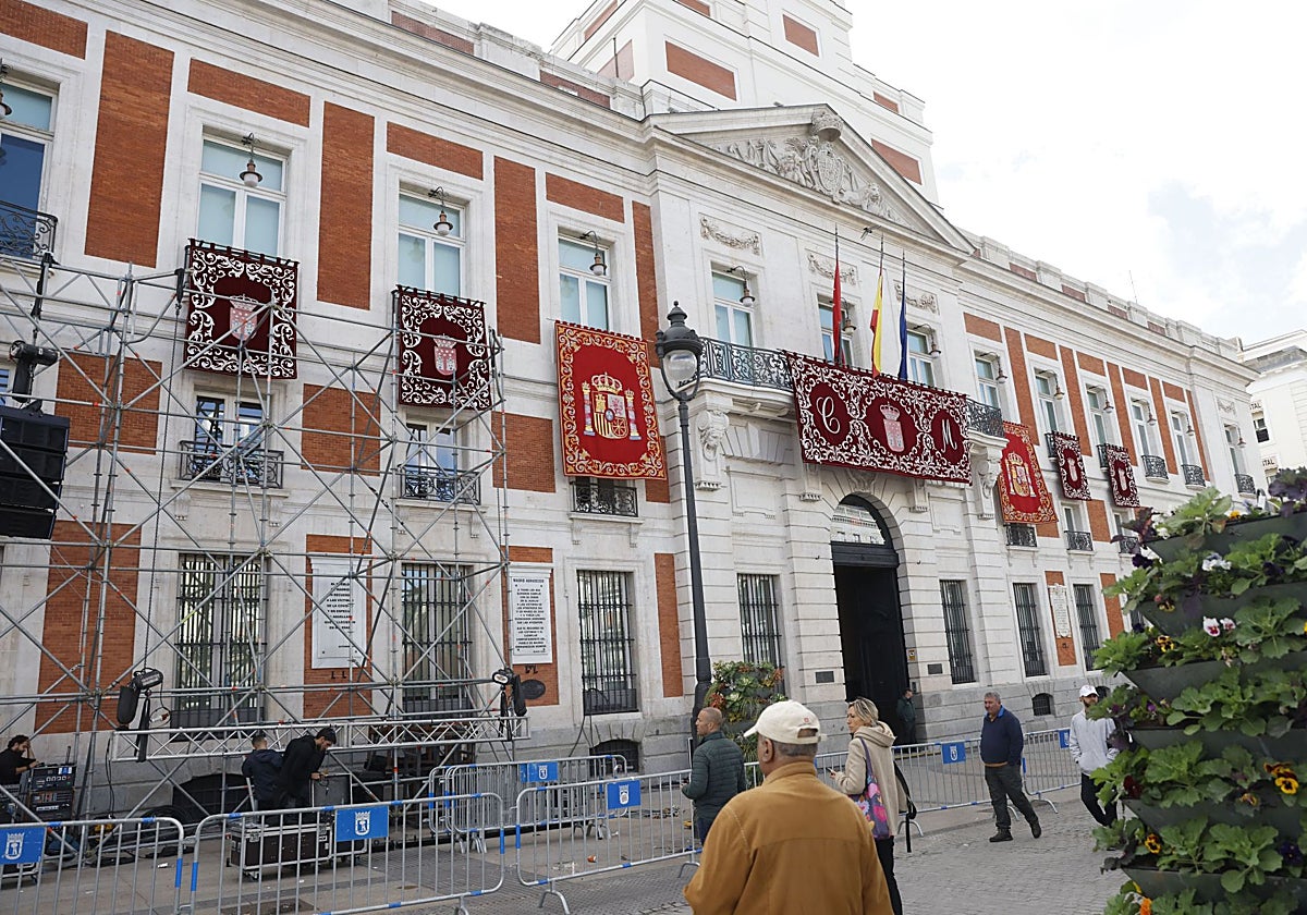 Fachada de la Real Casa de Correos