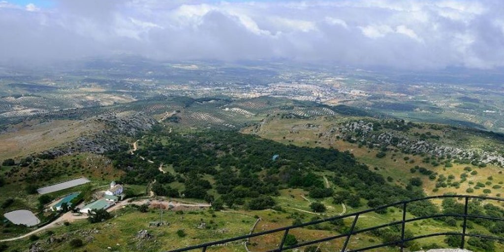 La montaña de Córdoba con un mirador natural de desde el que ve media Andalucía