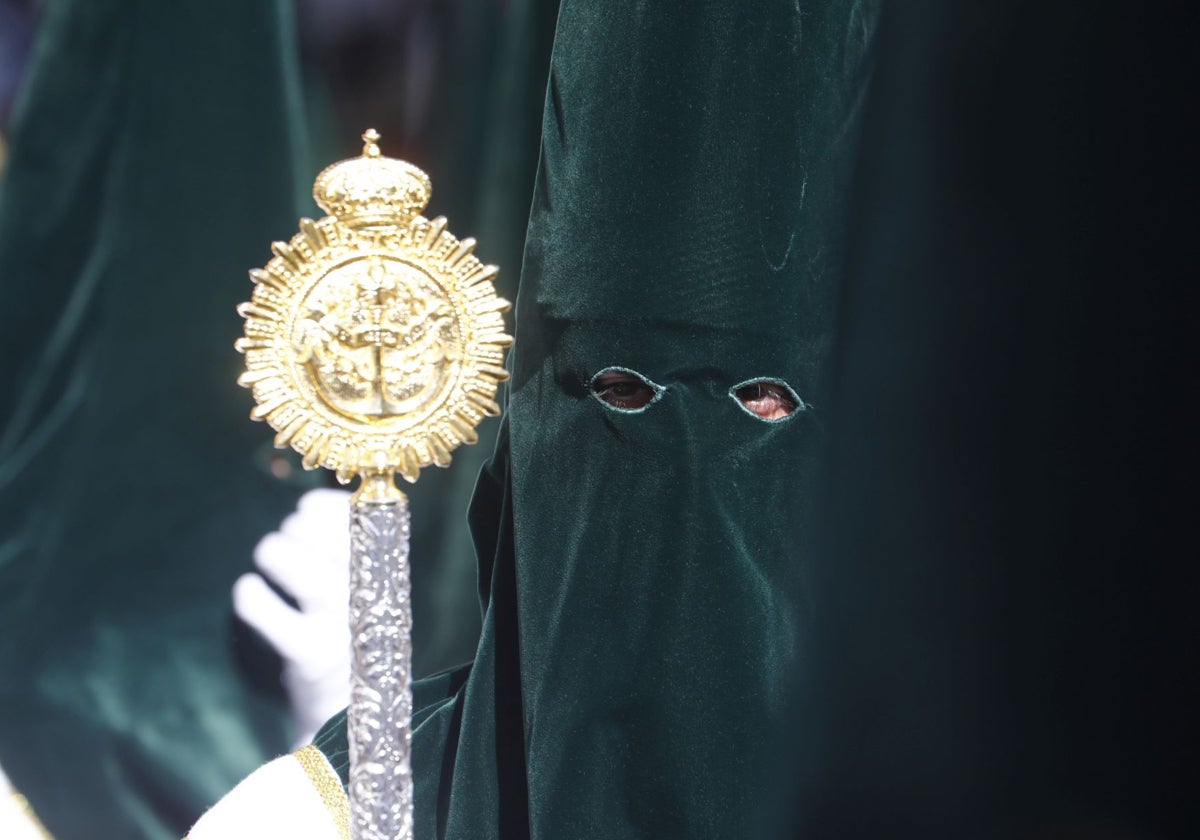 Un nazareno de la Esperanza