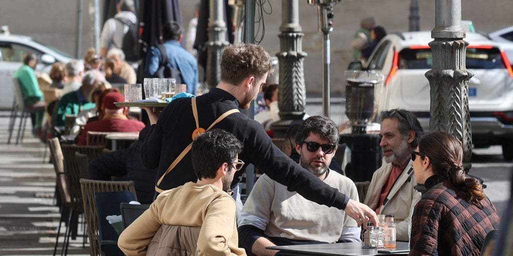 Aemet prevé que la primavera siga avanzando en Córdoba otra semana, pero no descarta lluvia