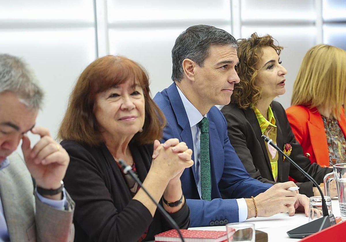 Pedro Sánchez, en la reunión de la ejecutiva federal del PSOE, este lunes