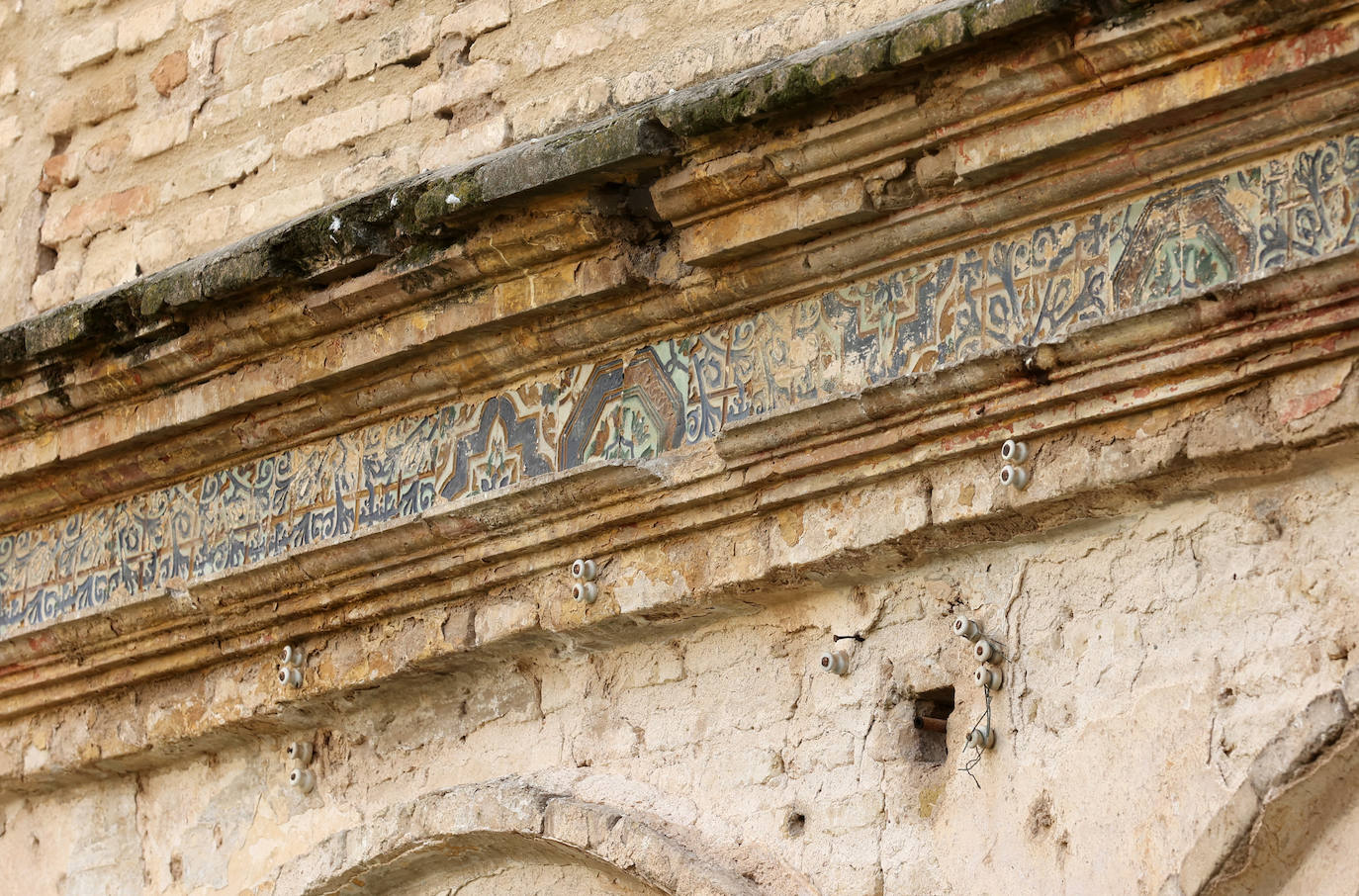 Comienza la restauración del convento de Regina de Córdoba, en imágenes