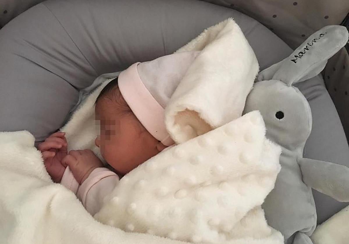 Imagen de archivo de un bebé