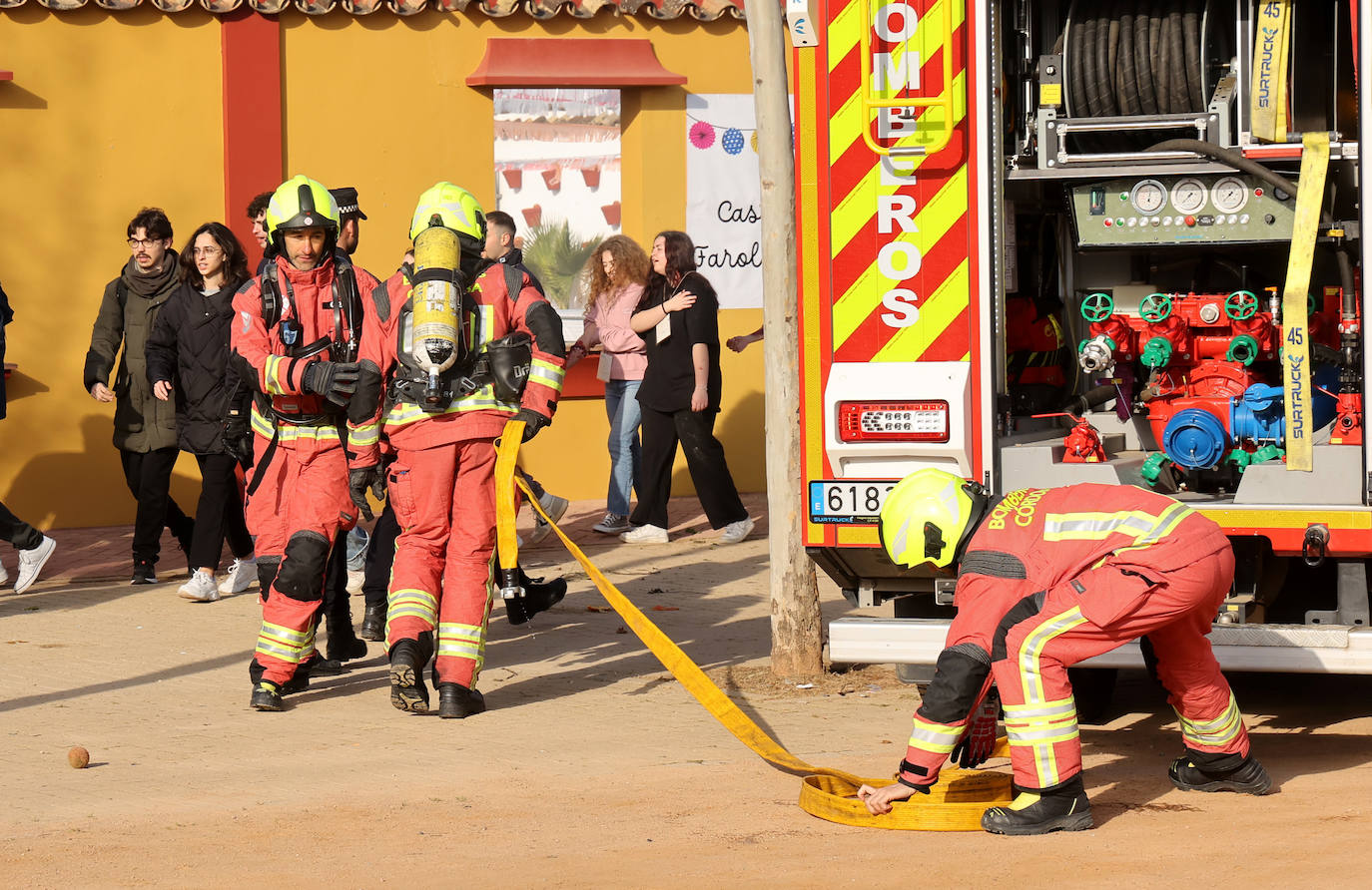 El simulacro de explosión en el recinto ferial de Córdoba, en imágenes