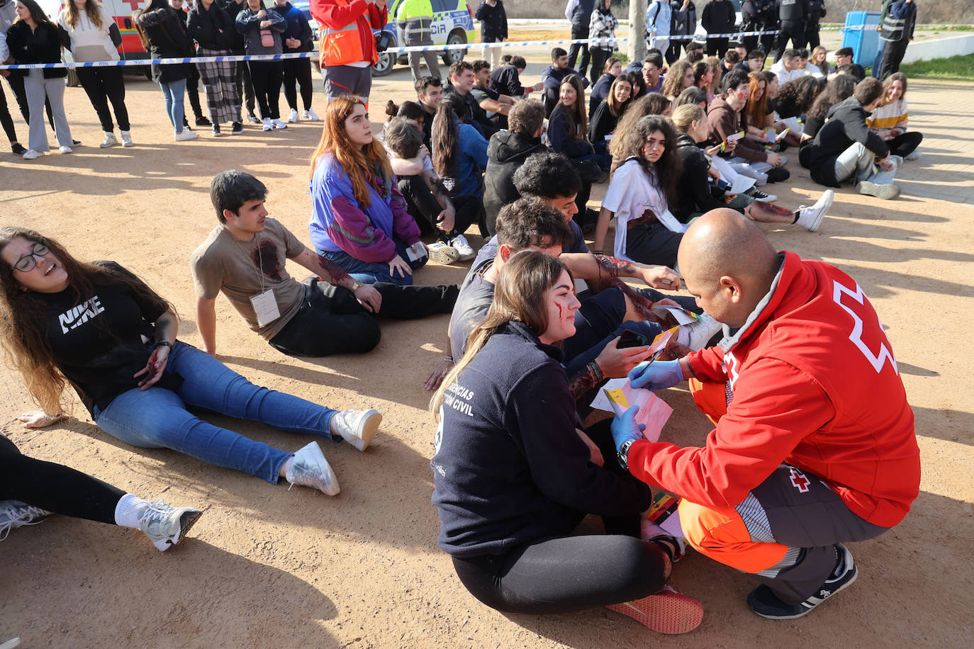 El simulacro de explosión en el recinto ferial de Córdoba, en imágenes