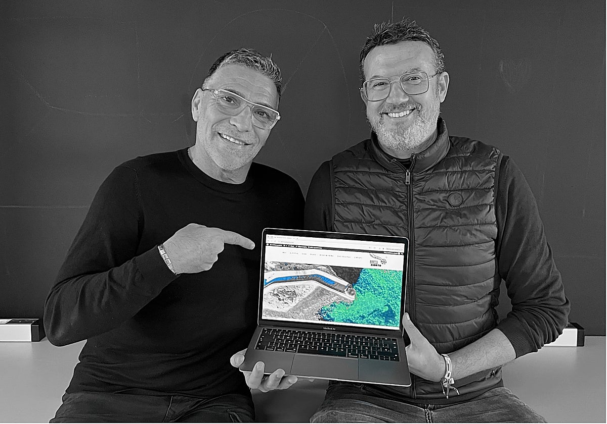 El director del festival, Pedro Font, y el locutor de radio Raúl Martínez, en la presentación de la web