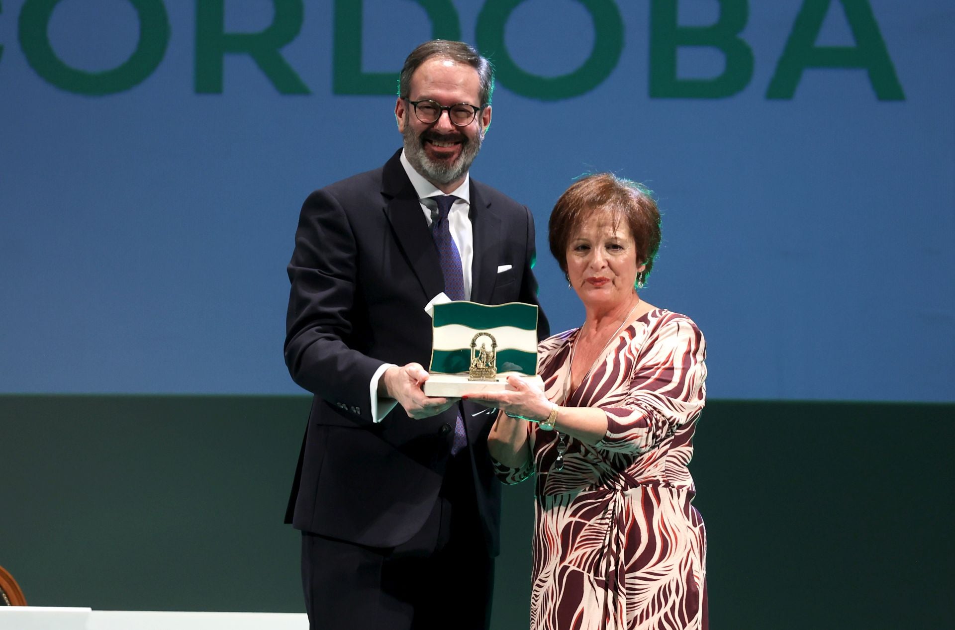 La entrega de las Banderas de Andalucía en Córdoba, en imágenes