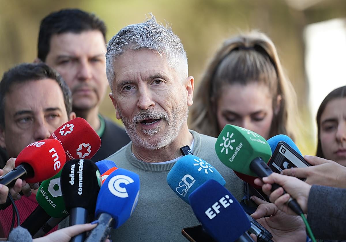 Grande-Marlaska visita el destacamento del SEPRONA en Doñana y asiste a una exhibición de medios este jueves