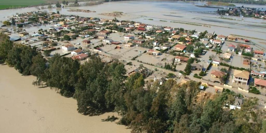 Quince años de la gran riada en Córdoba: el desbordamiento del Guadalquivir  y sus graves secuelas