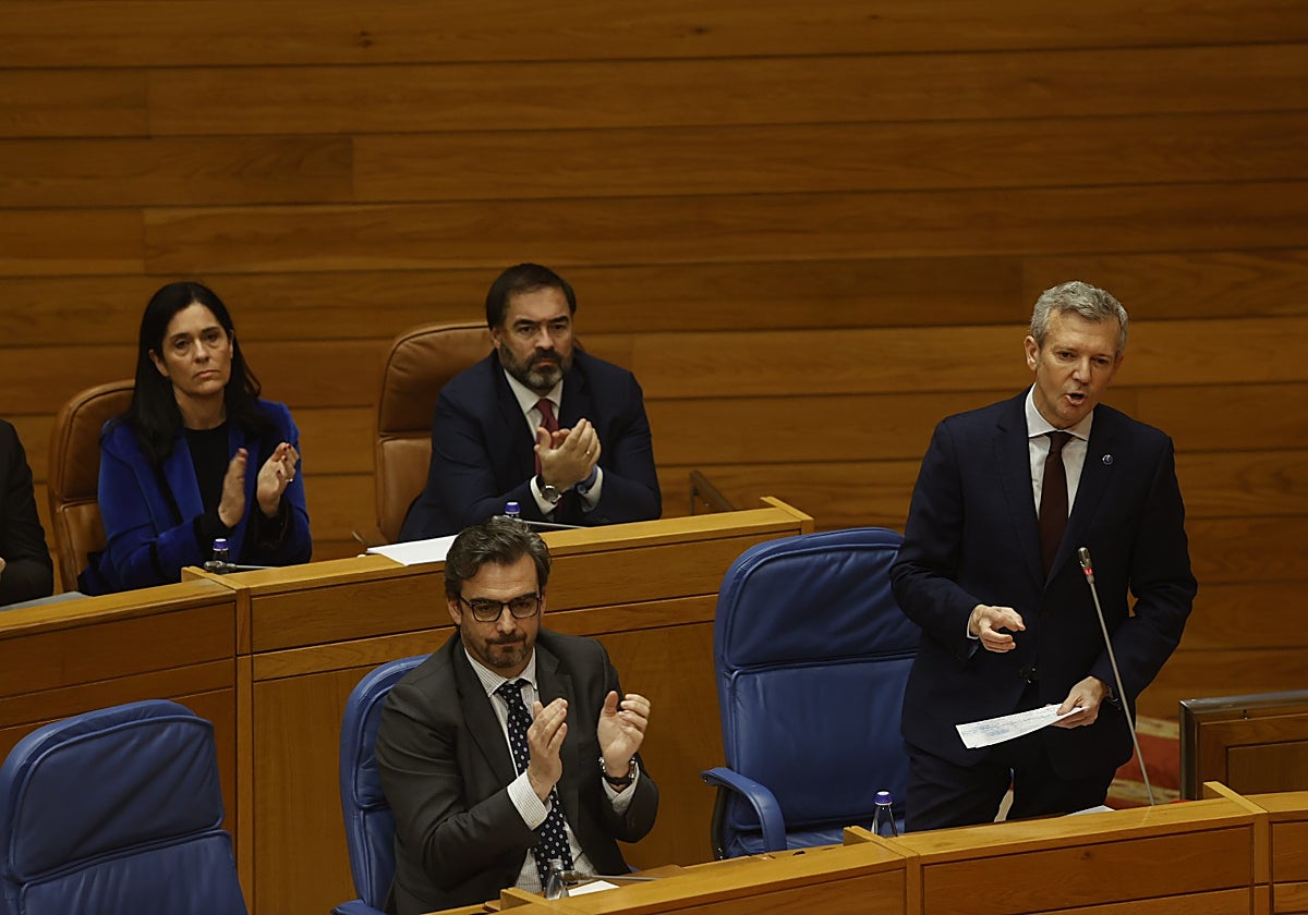 Alfonso Rueda este miércoles en la Cámara gallega