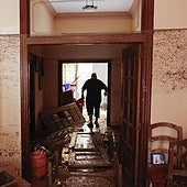 De niños arrastrados por el agua ante sus padres al policía que quiso salvar a sus vecinos