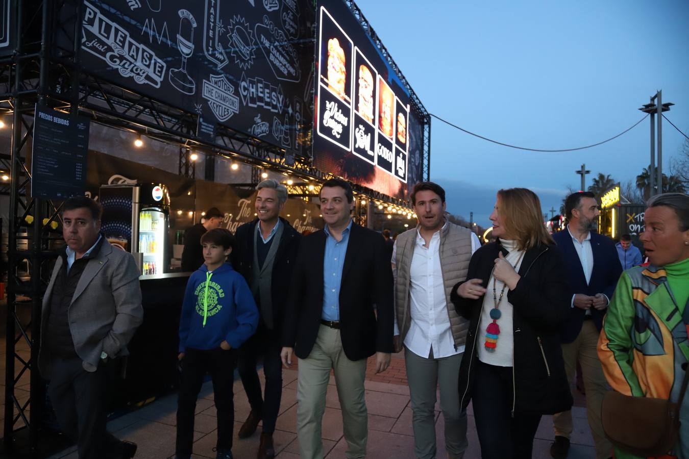 La esperada inauguración de The Champions Burger Córdoba, en imágenes