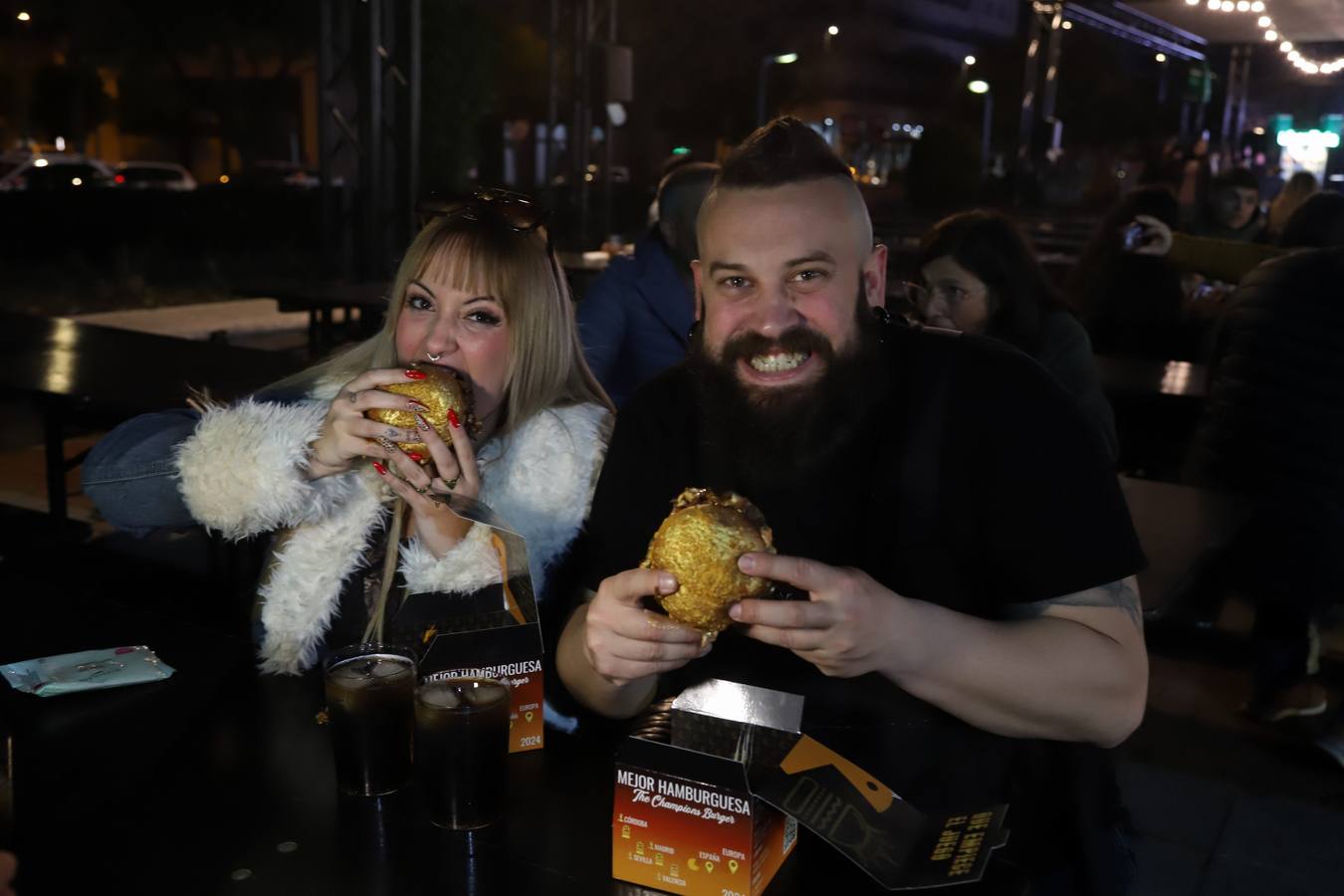 La esperada inauguración de The Champions Burger Córdoba, en imágenes