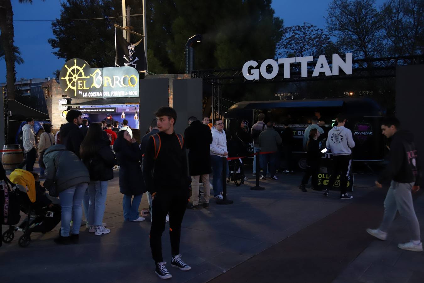 La esperada inauguración de The Champions Burger Córdoba, en imágenes