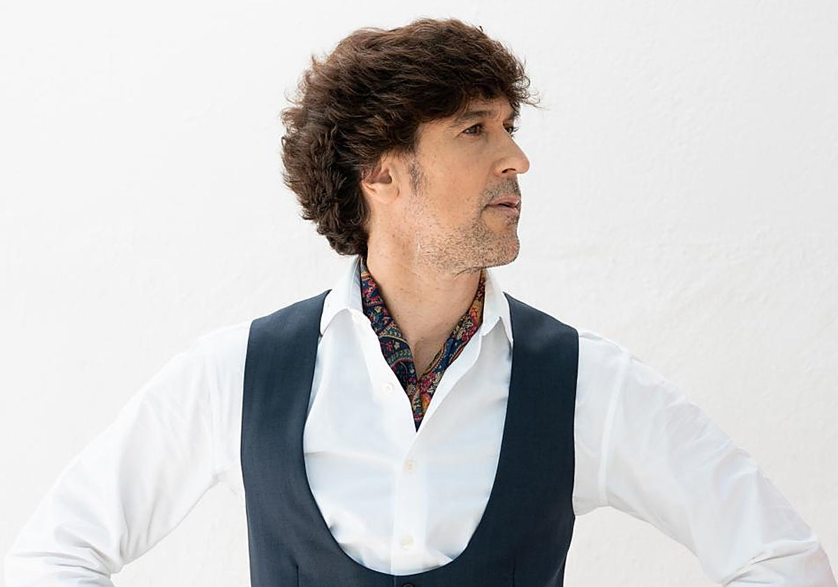 El cantante de Dos Hermanas (Sevilla), Manuel Lombo