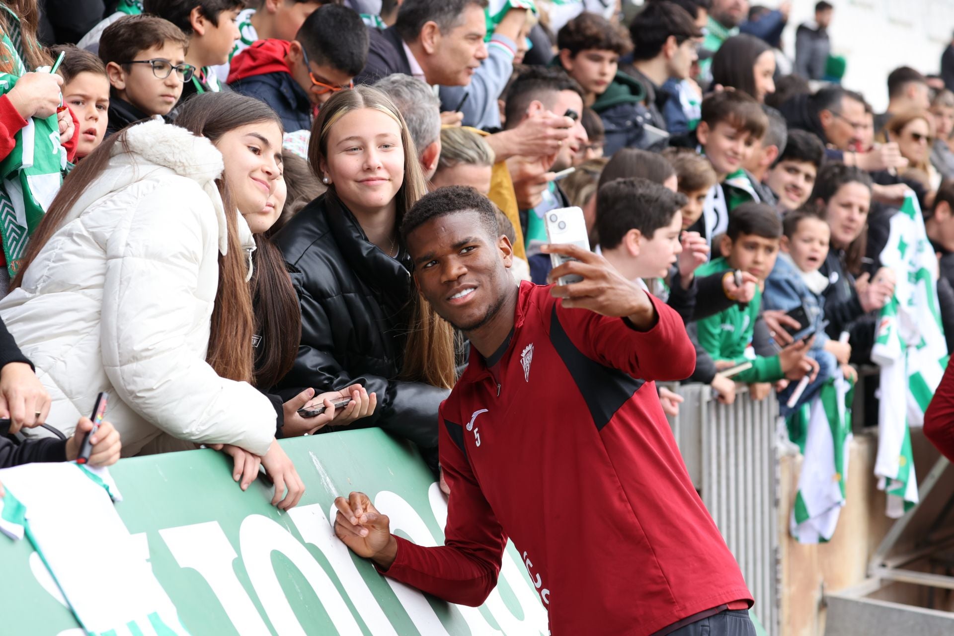 La exitosa jornada de puertas abiertas del Córdoba CF, en imágenes