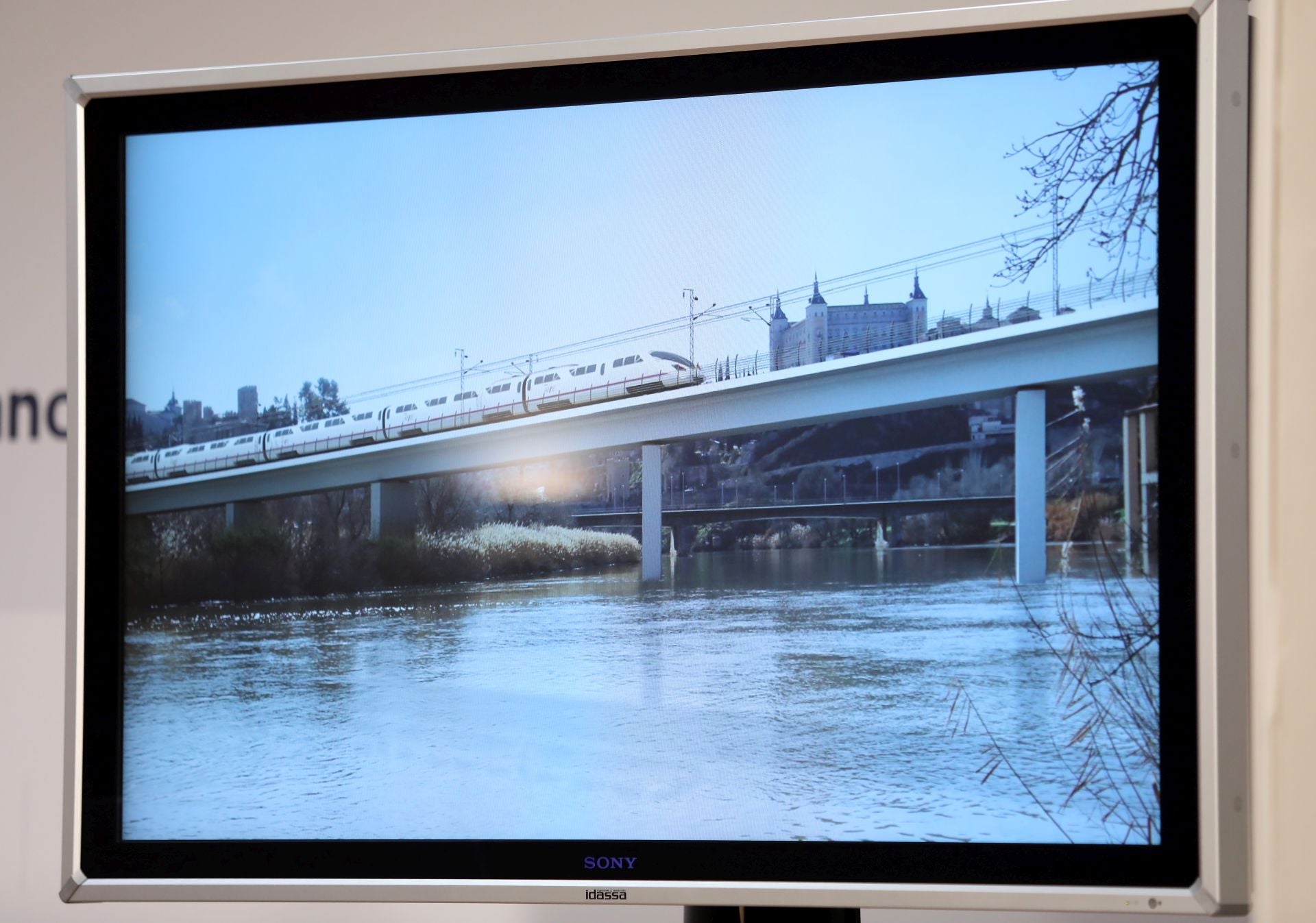Imágenes del impacto visual del AVE sobre Toledo